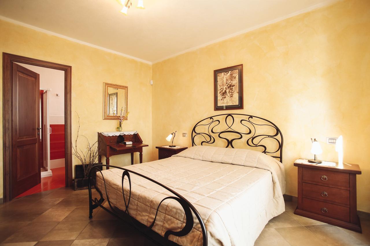 Вилла Ca' Colomba San Damiano d'Asti Экстерьер фото